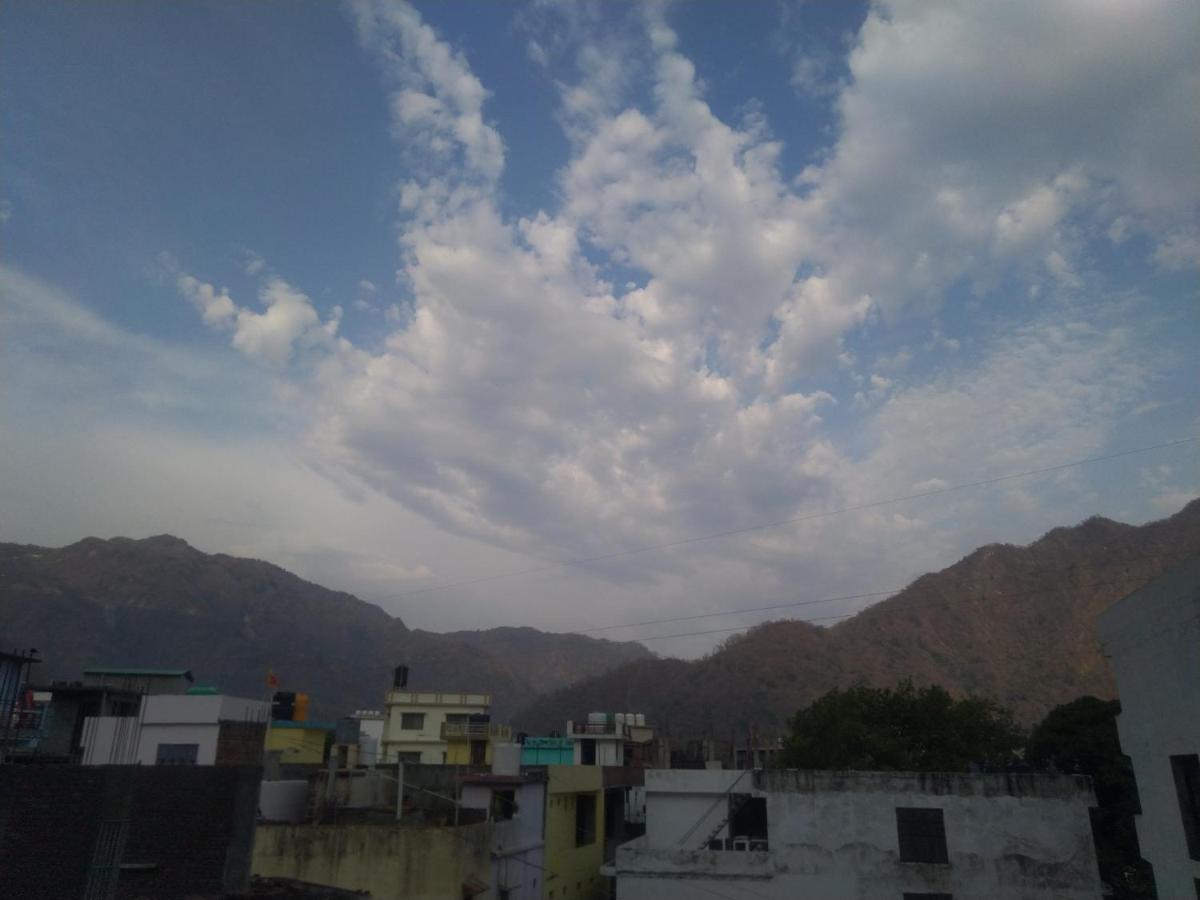Hotel Aman Rishīkesh Buitenkant foto